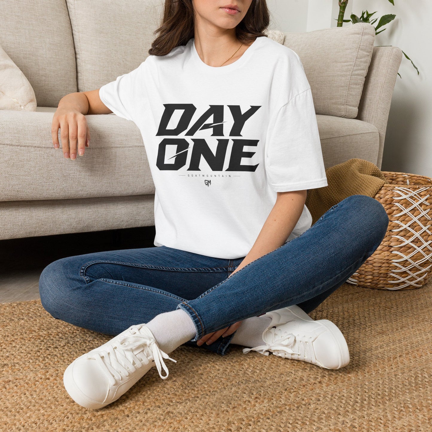 DAY ONE | PREMIUM STREETWEAR T-SHIRT